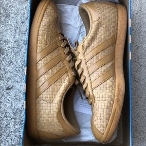 Adidas Originals. Tobacco Weave. Size 9
